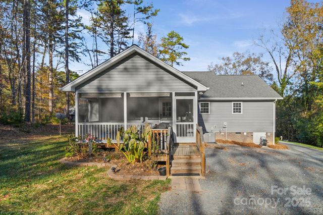 1223 Rainbow Drive, Oakboro, NC 28129