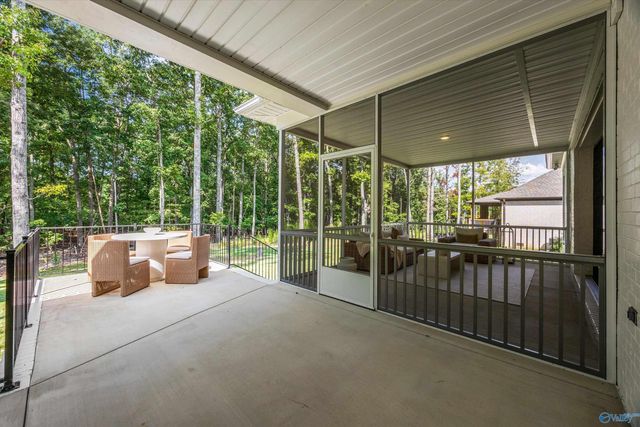 56 Trail Loop Road, Huntsville, AL 35803