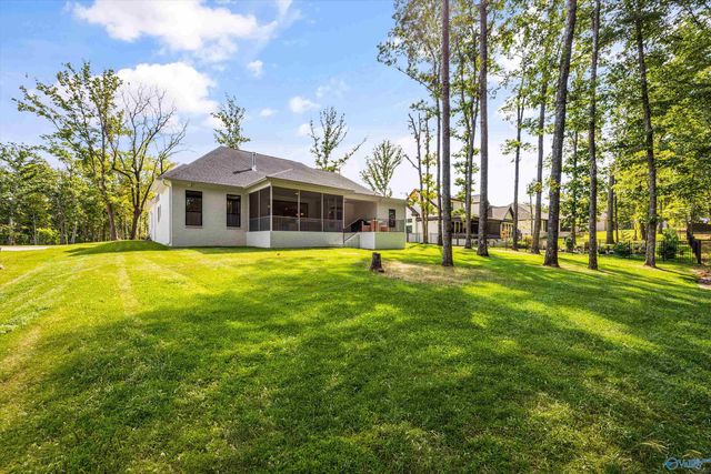 56 Trail Loop Road, Huntsville, AL 35803