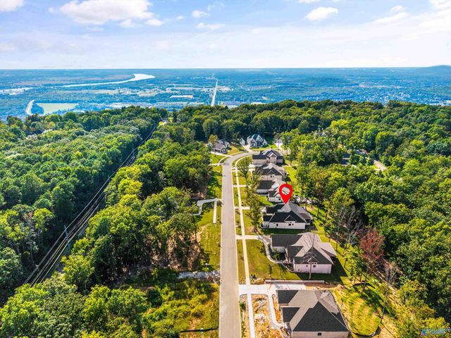 56 Trail Loop Road, Huntsville, AL 35803