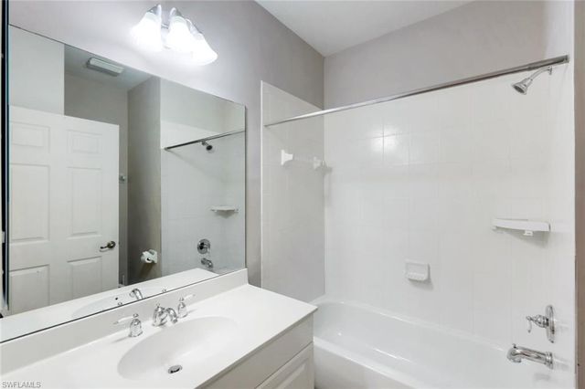 13033 Pennington PL 101, Fort Myers, FL 33913