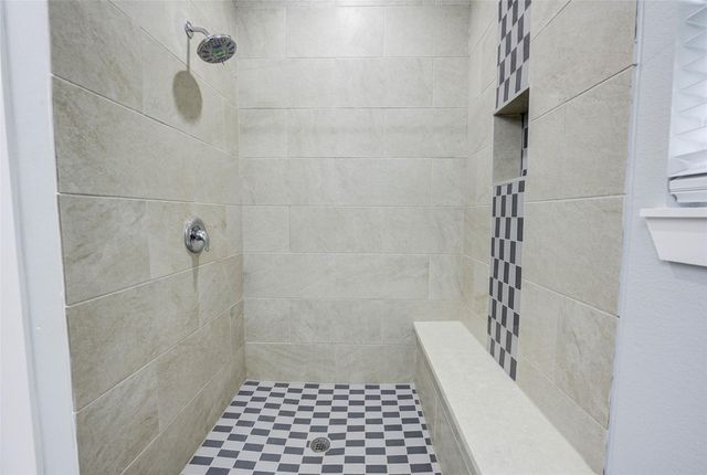 10204 Jessalyn Lane, Houston, TX 77075