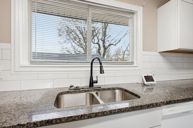 1713 Kelton Avenue, Columbus, OH 43207