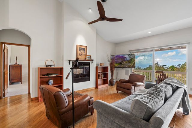 33 U'au Pl, Kula, HI 96790