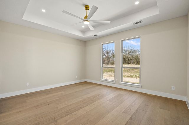 3186 County Road 1076, Celeste, TX 75423