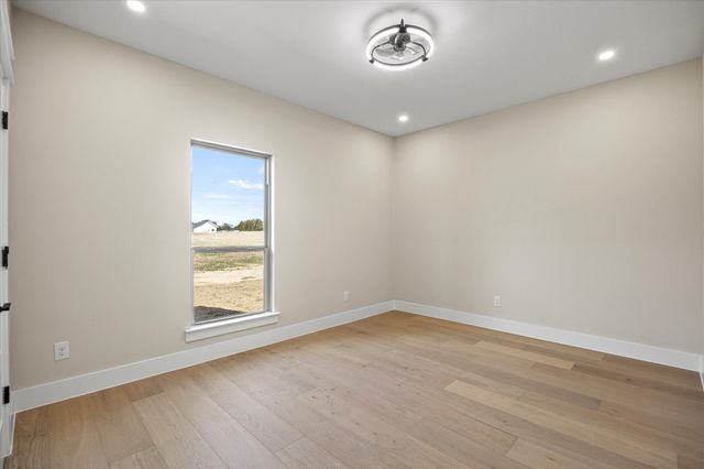 3186 County Road 1076, Celeste, TX 75423