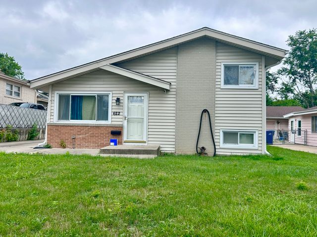 622 N Wisconsin Avenue, Villa Park, IL 60181
