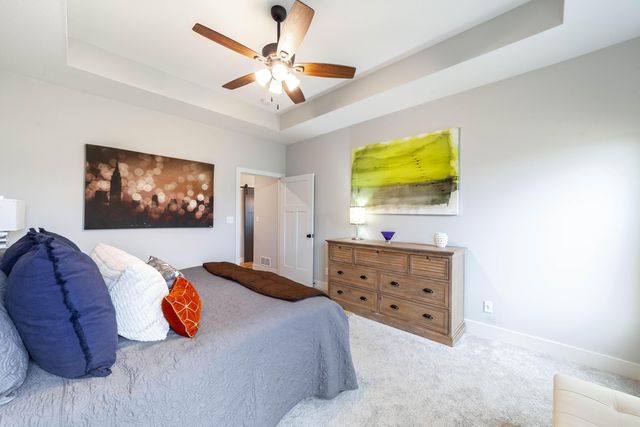 4517 ROYAL COUNTY RD, Columbia, MO 65201