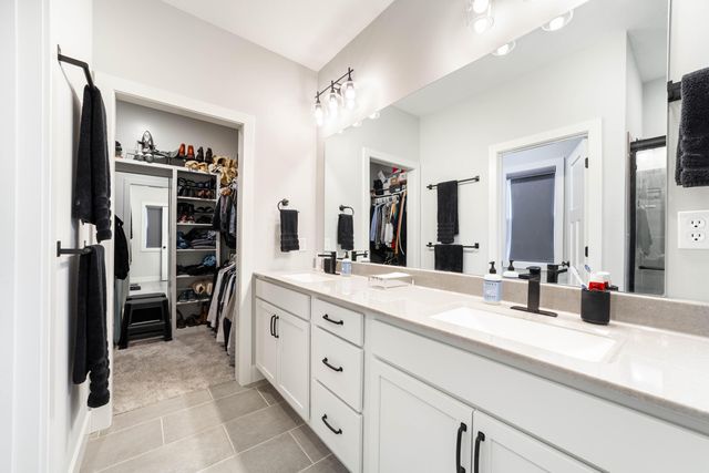 4517 ROYAL COUNTY RD, Columbia, MO 65201