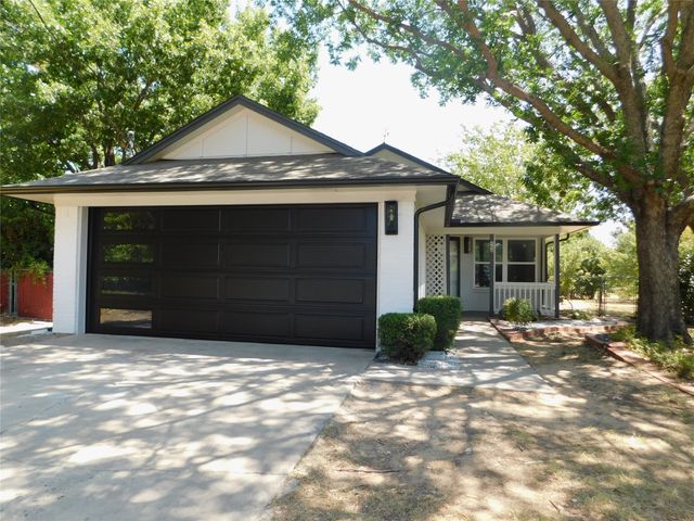 404 Woodson Circle, Denton, TX 76209