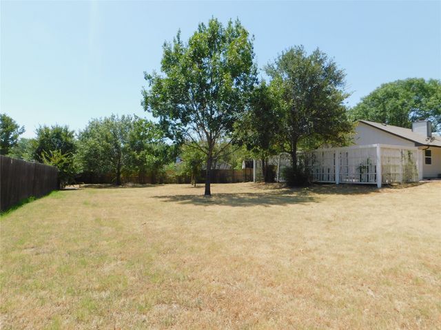404 Woodson Circle, Denton, TX 76209