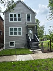 8310 S Buffalo Avenue, Chicago, IL 60617