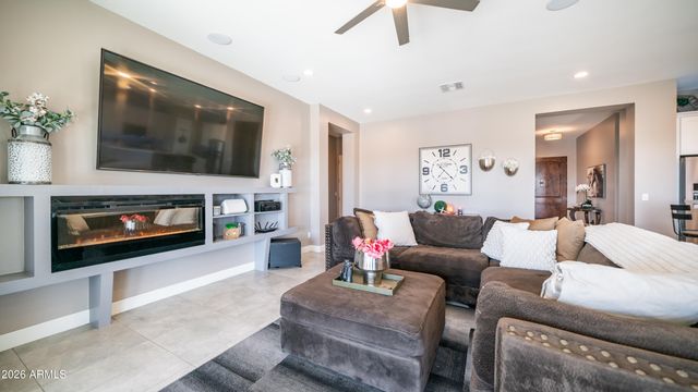 38710 N 15TH Avenue, Phoenix, AZ 85086