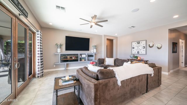 38710 N 15TH Avenue, Phoenix, AZ 85086
