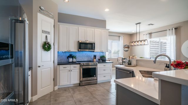38710 N 15TH Avenue, Phoenix, AZ 85086
