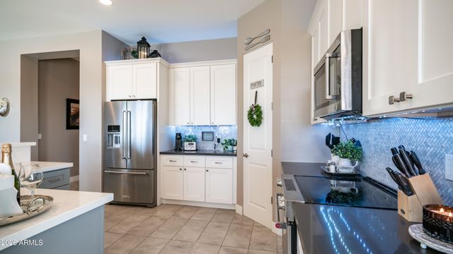 38710 N 15TH Avenue, Phoenix, AZ 85086