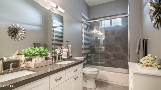 38710 N 15TH Avenue, Phoenix, AZ 85086