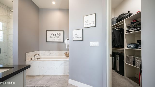 38710 N 15TH Avenue, Phoenix, AZ 85086