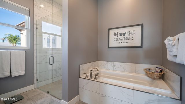 38710 N 15TH Avenue, Phoenix, AZ 85086