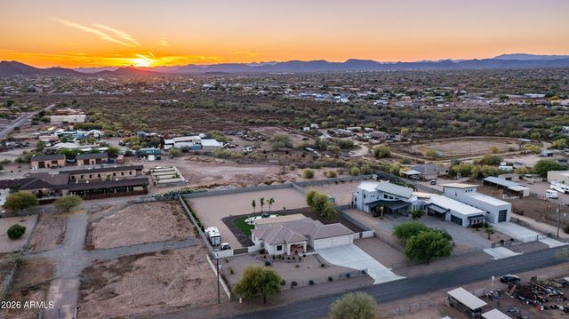 38710 N 15TH Avenue, Phoenix, AZ 85086