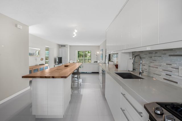 200 E Royal Palm Road 2080, Boca Raton, FL 33432