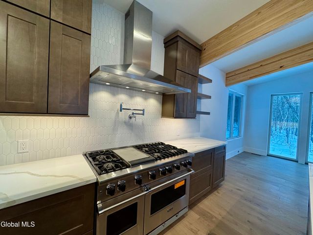 11 S Eagle Ridge, Bolton, NY 12824