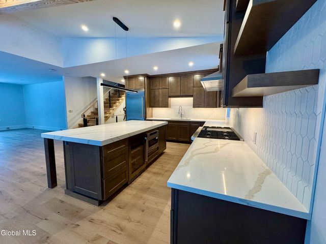 11 S Eagle Ridge, Bolton, NY 12824