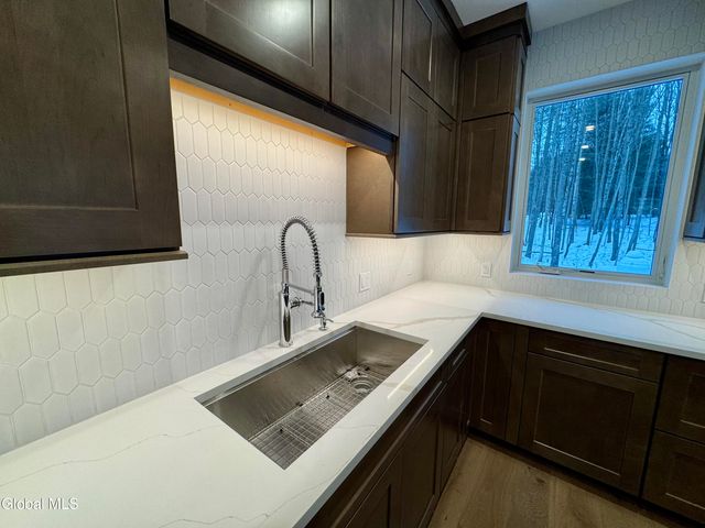 11 S Eagle Ridge, Bolton, NY 12824