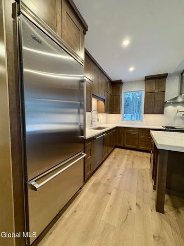 11 S Eagle Ridge, Bolton, NY 12824