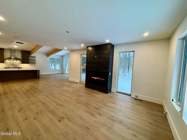 11 S Eagle Ridge, Bolton, NY 12824