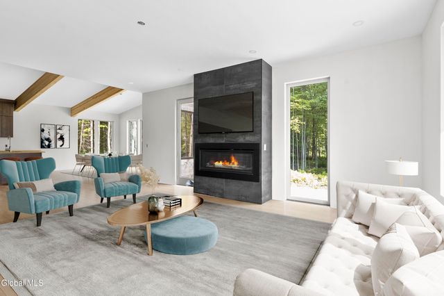 11 S Eagle Ridge, Bolton, NY 12824