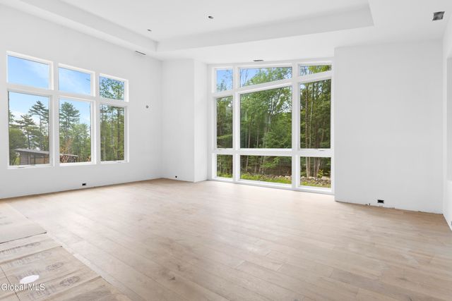 11 S Eagle Ridge, Bolton, NY 12824