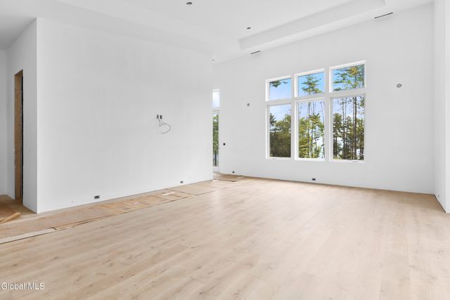 11 S Eagle Ridge, Bolton, NY 12824