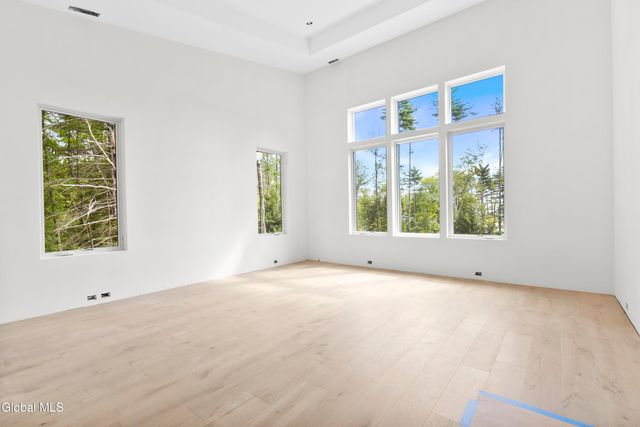 11 S Eagle Ridge, Bolton, NY 12824