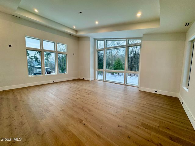 11 S Eagle Ridge, Bolton, NY 12824