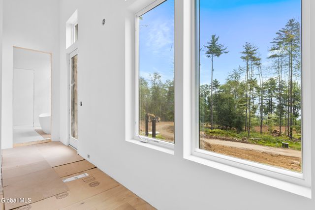 11 S Eagle Ridge, Bolton, NY 12824