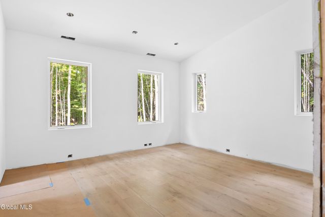 11 S Eagle Ridge, Bolton, NY 12824