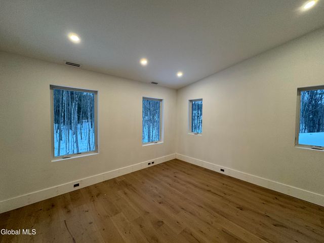 11 S Eagle Ridge, Bolton, NY 12824