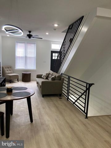 2007 W BOSTON ST, Philadelphia, PA 19132