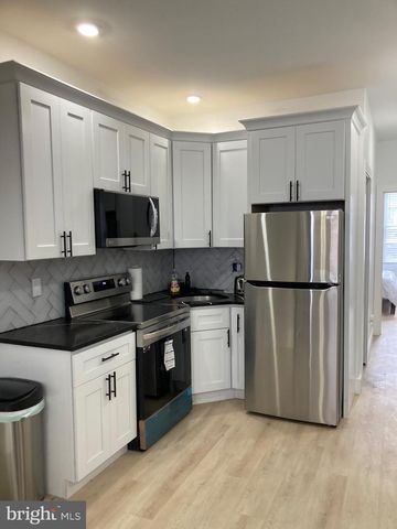 2007 W BOSTON ST, Philadelphia, PA 19132