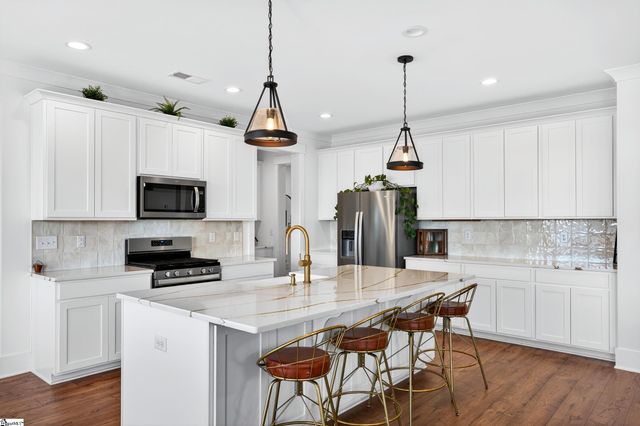 460 Galleron Court, Fountain Inn, SC 29646