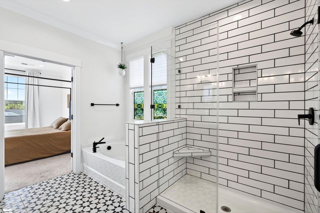 460 Galleron Court, Fountain Inn, SC 29646