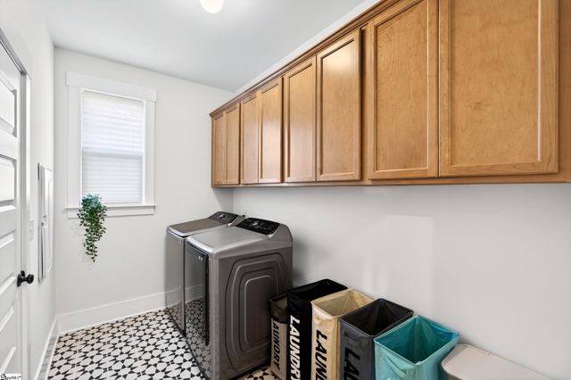 460 Galleron Court, Fountain Inn, SC 29646