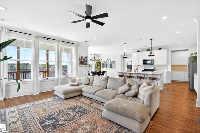 460 Galleron Court, Fountain Inn, SC 29646