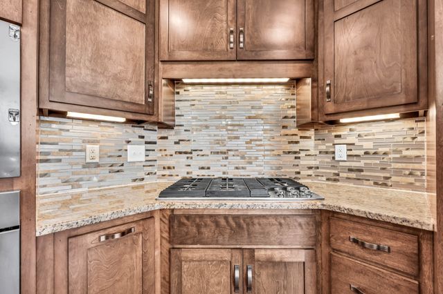 573 Swift Ln, Cunningham, TN 37052