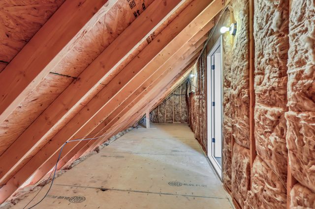 573 Swift Ln, Cunningham, TN 37052
