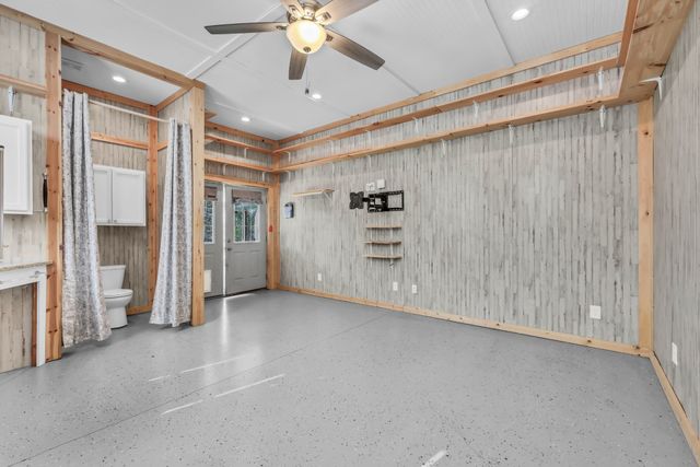 573 Swift Ln, Cunningham, TN 37052