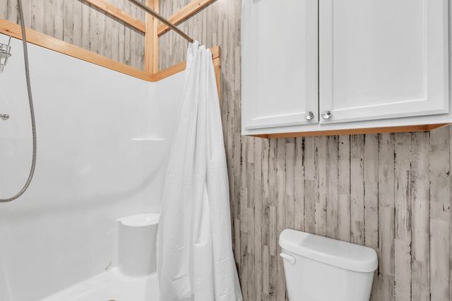573 Swift Ln, Cunningham, TN 37052