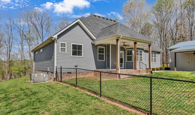 573 Swift Ln, Cunningham, TN 37052