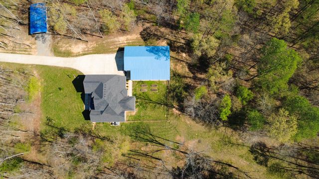 573 Swift Ln, Cunningham, TN 37052